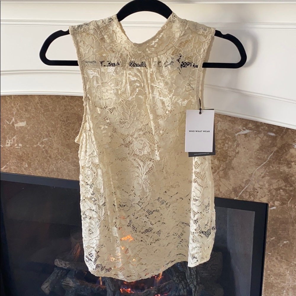 Woman’s Lace Mock Neck Tank Top